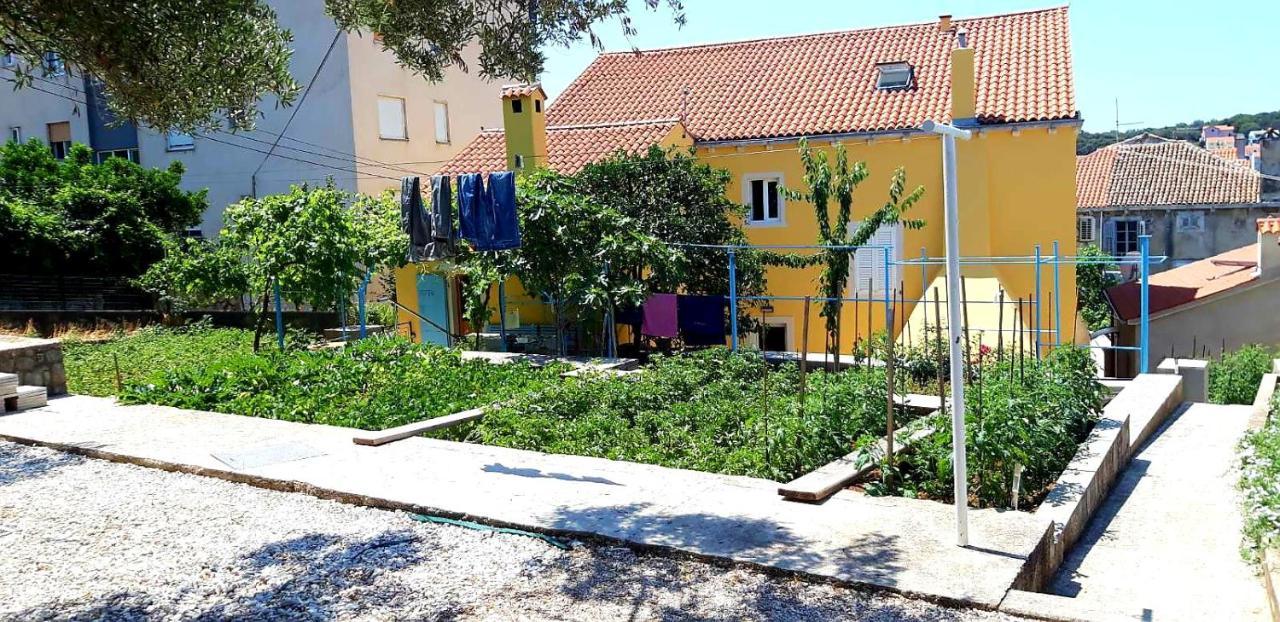 Apartment Dami Mali Lošinj Buitenkant foto